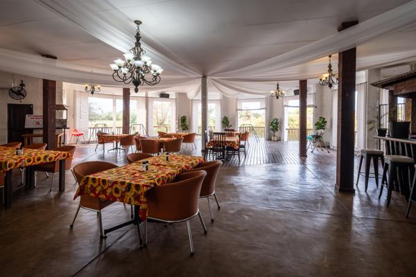 420 492  m² Commercial space