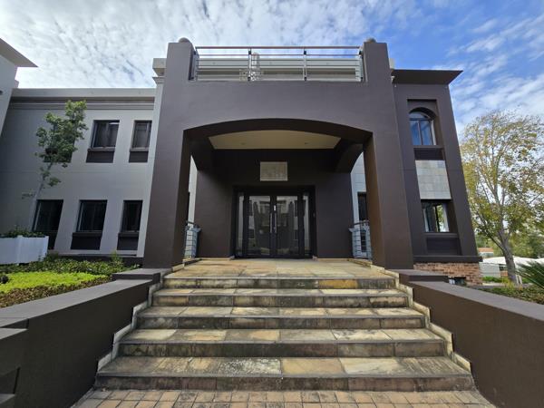 370.6  m² Commercial space