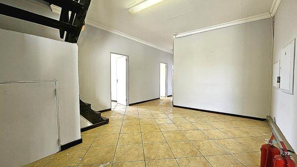 192  m² Office Space