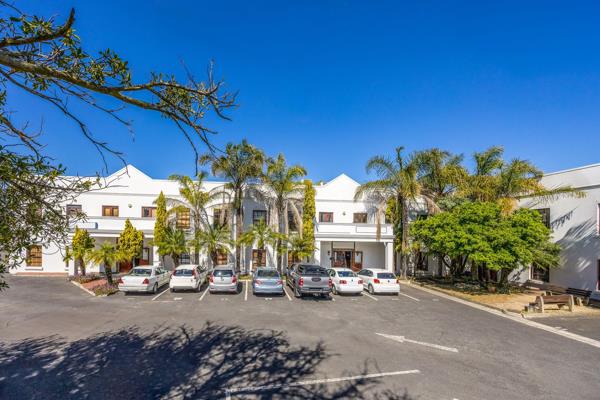 94  m² Office Space