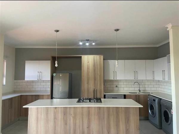 2 Bedroom House to rent in Louwlardia | RR4539575 | Private Property