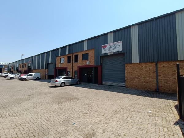 472  m² Industrial space