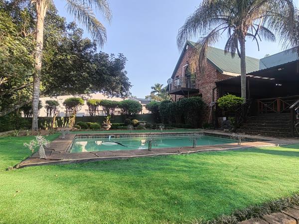 6 Bedroom House