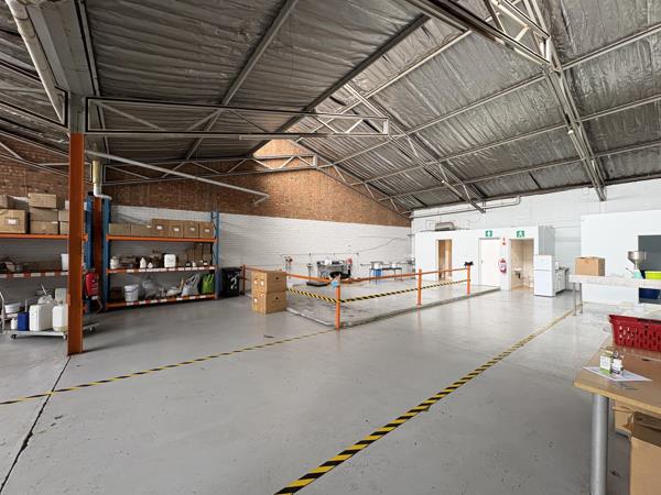 400  m² Industrial space