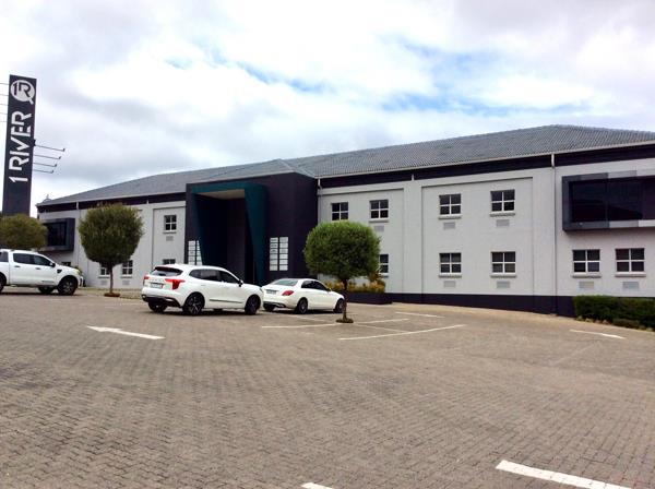 612  m² Commercial space