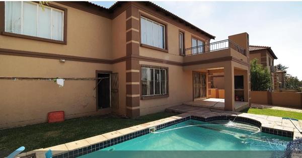 3 Bedroom Townhouse