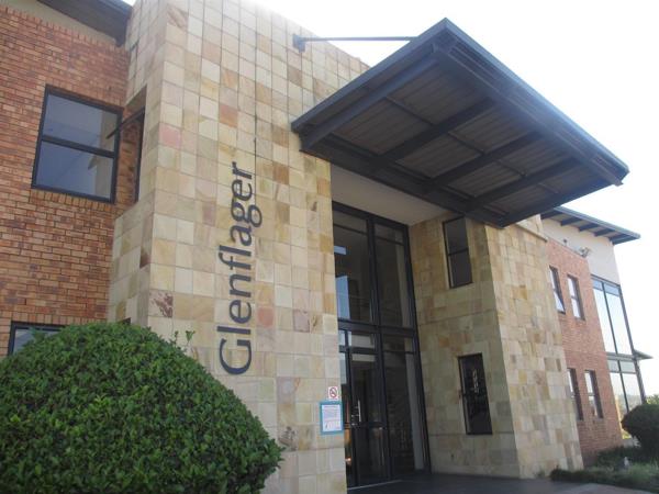 809  m² Office Space