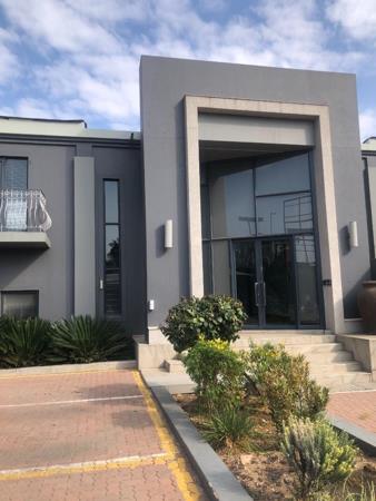 135  m² Office Space