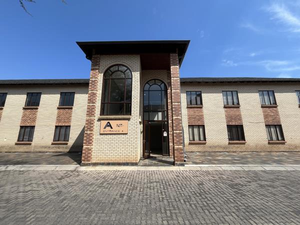 317  m² Commercial space