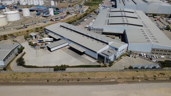 2 480  m² Industrial space
