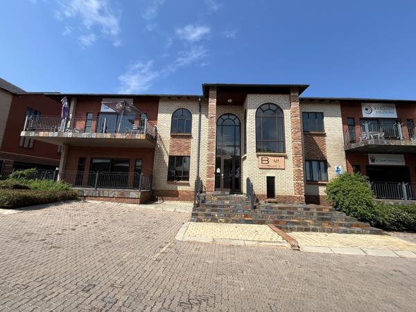 172  m² Commercial space