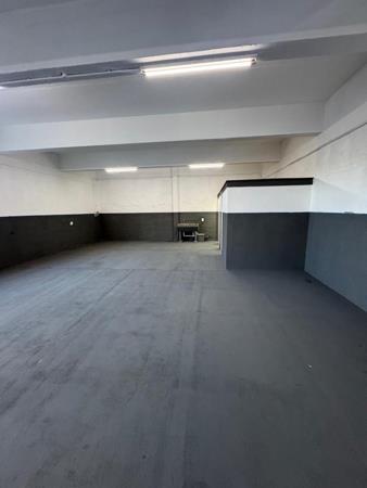 150  m² Industrial space