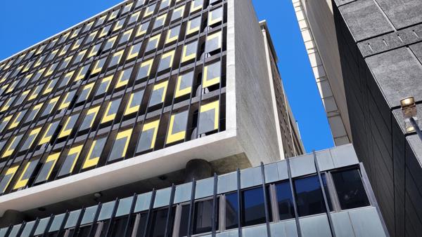 154  m² Retail Space