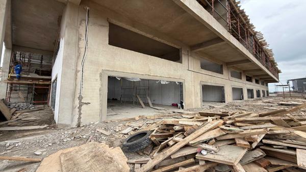 225  m² Retail Space