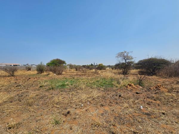 1 609 m² Land