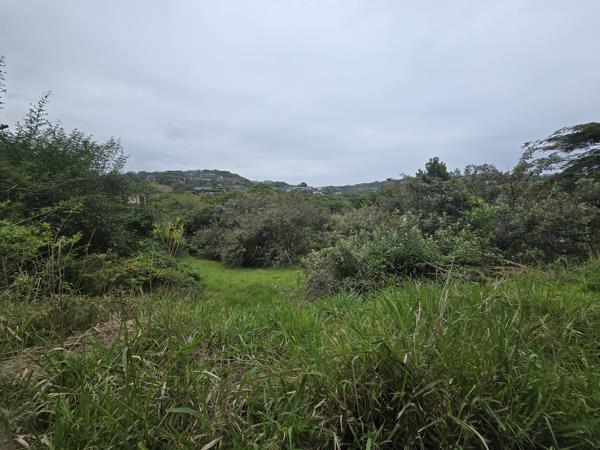 1 747 m² Land