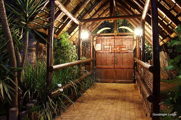 1 500  m² Commercial space