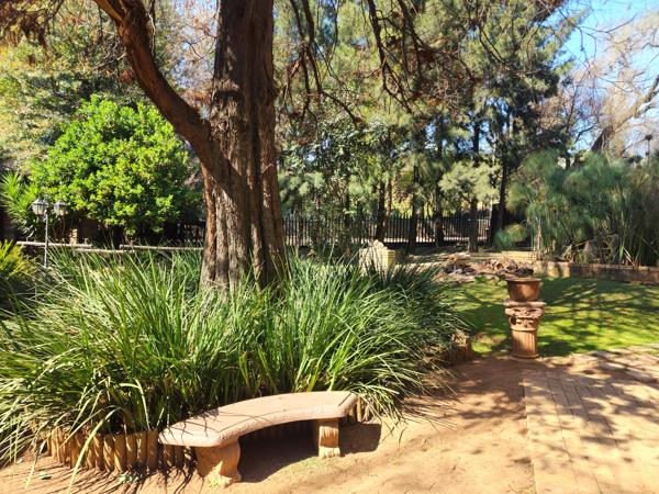 1 500  m² Commercial space