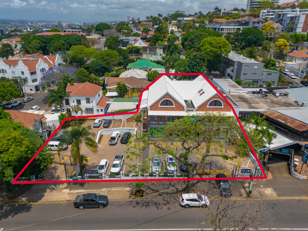 1 114  m² Commercial space