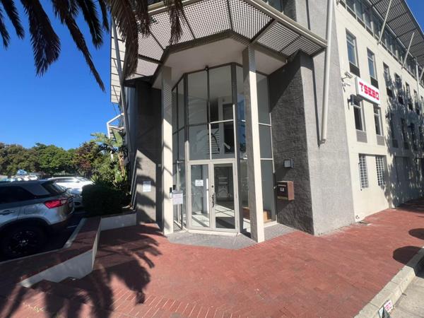 61  m² Commercial space