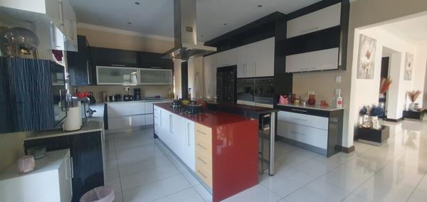 5 Bedroom House