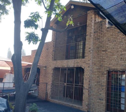 358  m² Commercial space