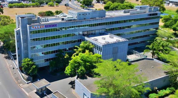 553  m² Office Space
