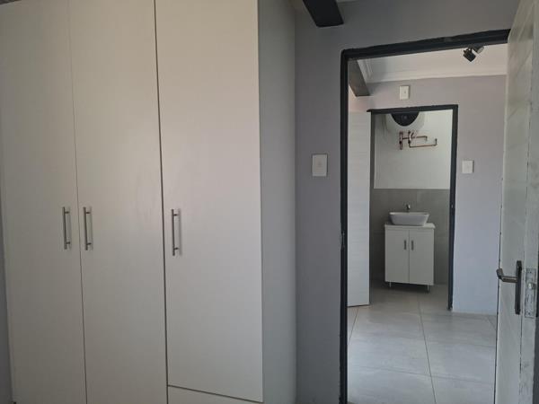 1 Bedroom Garden Cottage