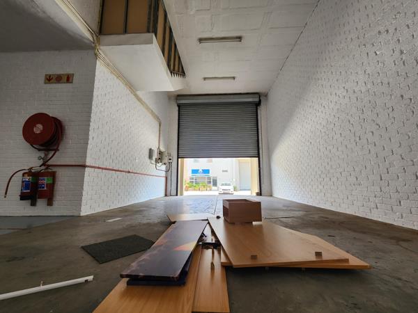 336  m² Industrial space