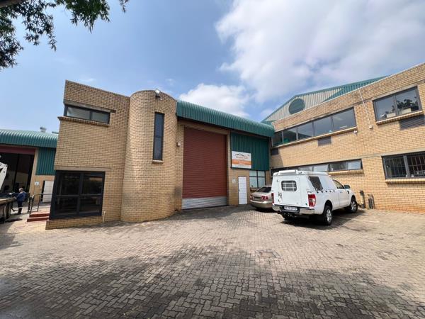 543  m² Industrial space