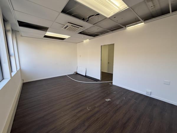 40  m² Commercial space