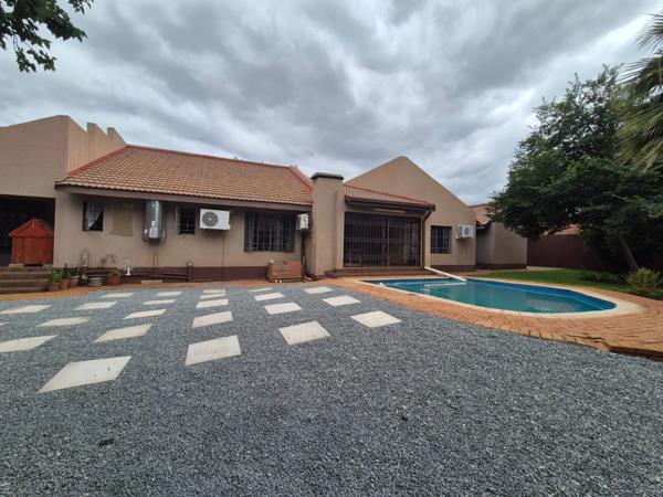 5 Bedroom House
