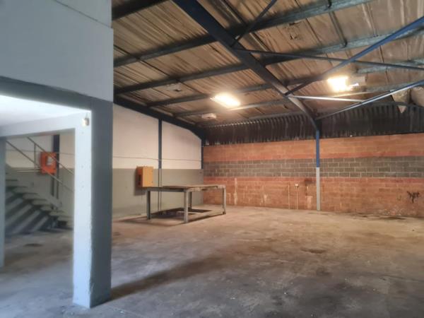 176  m² Industrial space