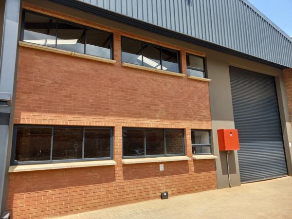 1 000  m² Industrial space