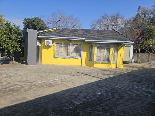 311  m² Commercial space