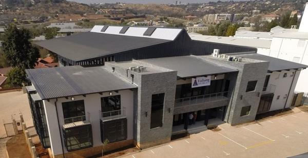 2 985  m² Industrial space