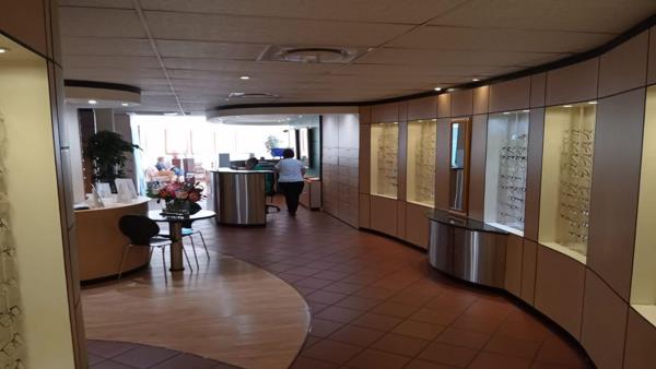 450  m² Office Space