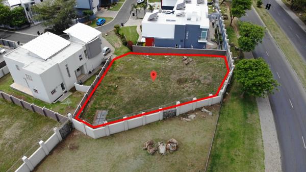 614 m² Land