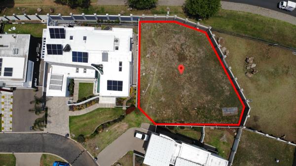 614 m² Land