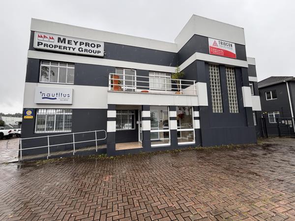 140  m² Commercial space