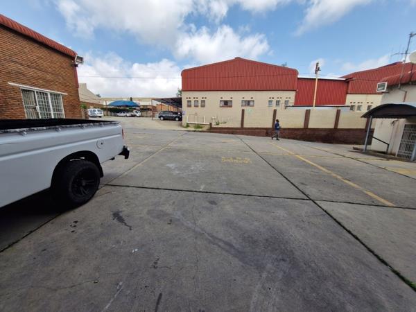 450  m² Industrial space