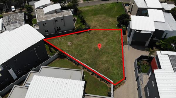 552 m² Land
