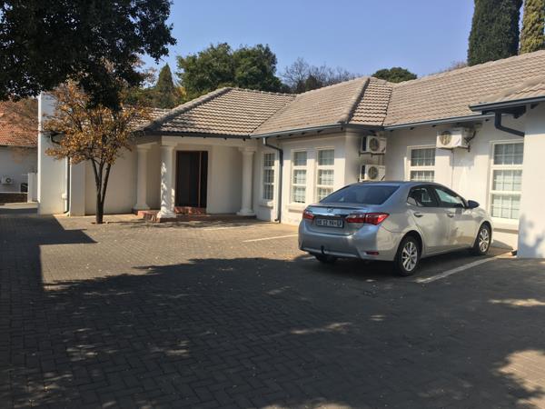 430 m² Office Space
