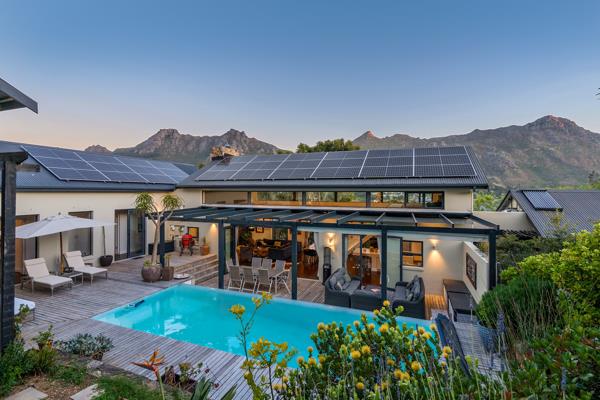 5 Bedroom House
