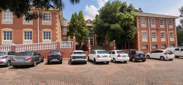 308  m² Commercial space