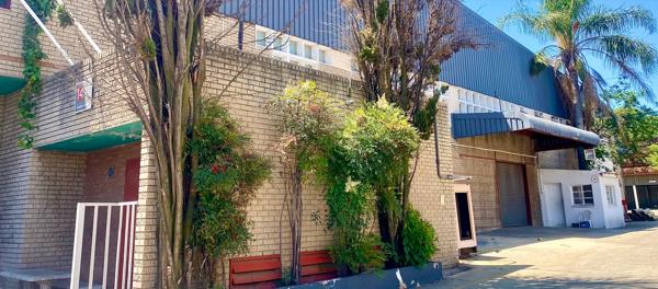 3 562  m² Industrial space