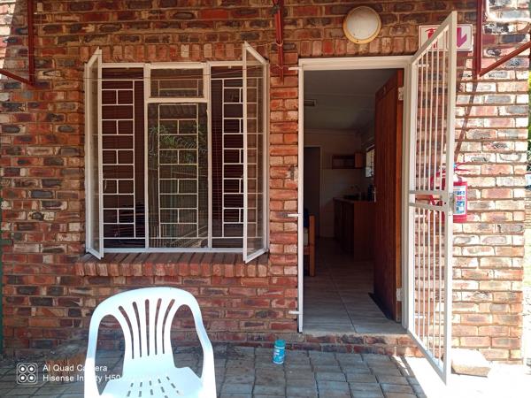 1 Bedroom Garden Cottage