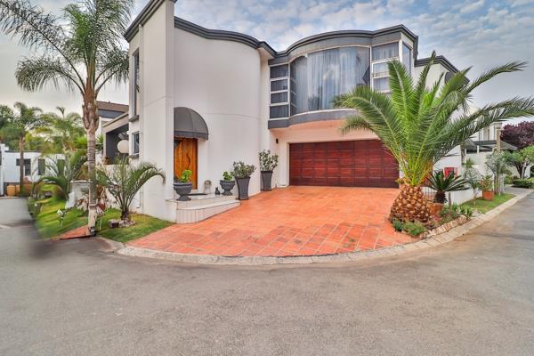 4 Bedroom Townhouse