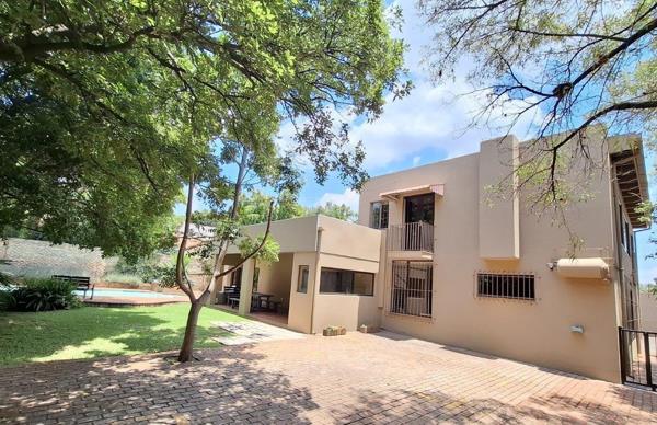 10 Bedroom Apartment