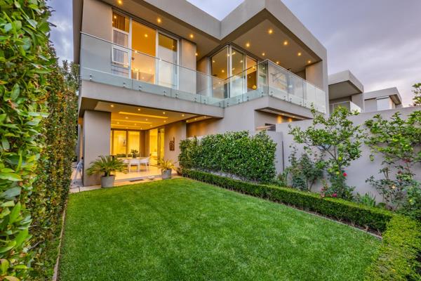 4 Bedroom Townhouse